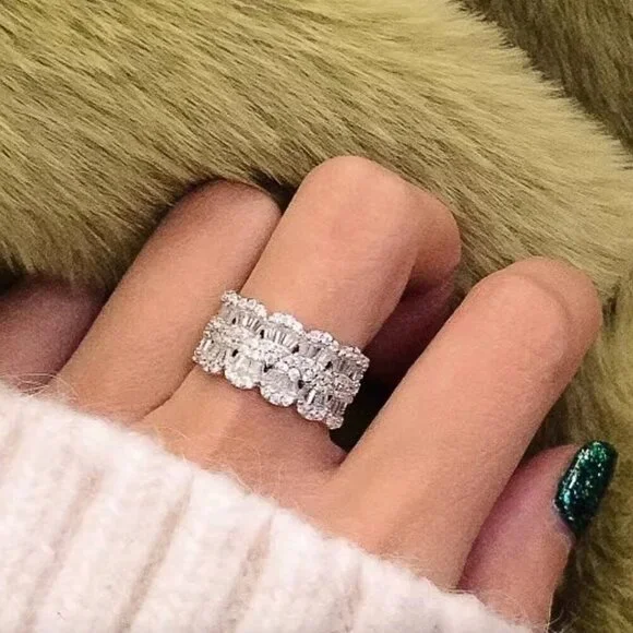 14k White Gold Baguette Diamond Ring Band